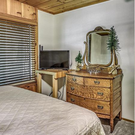 Cozy Bears Hideaway Cabin About 3 Mi To Shaver Lake! Exteriör bild
