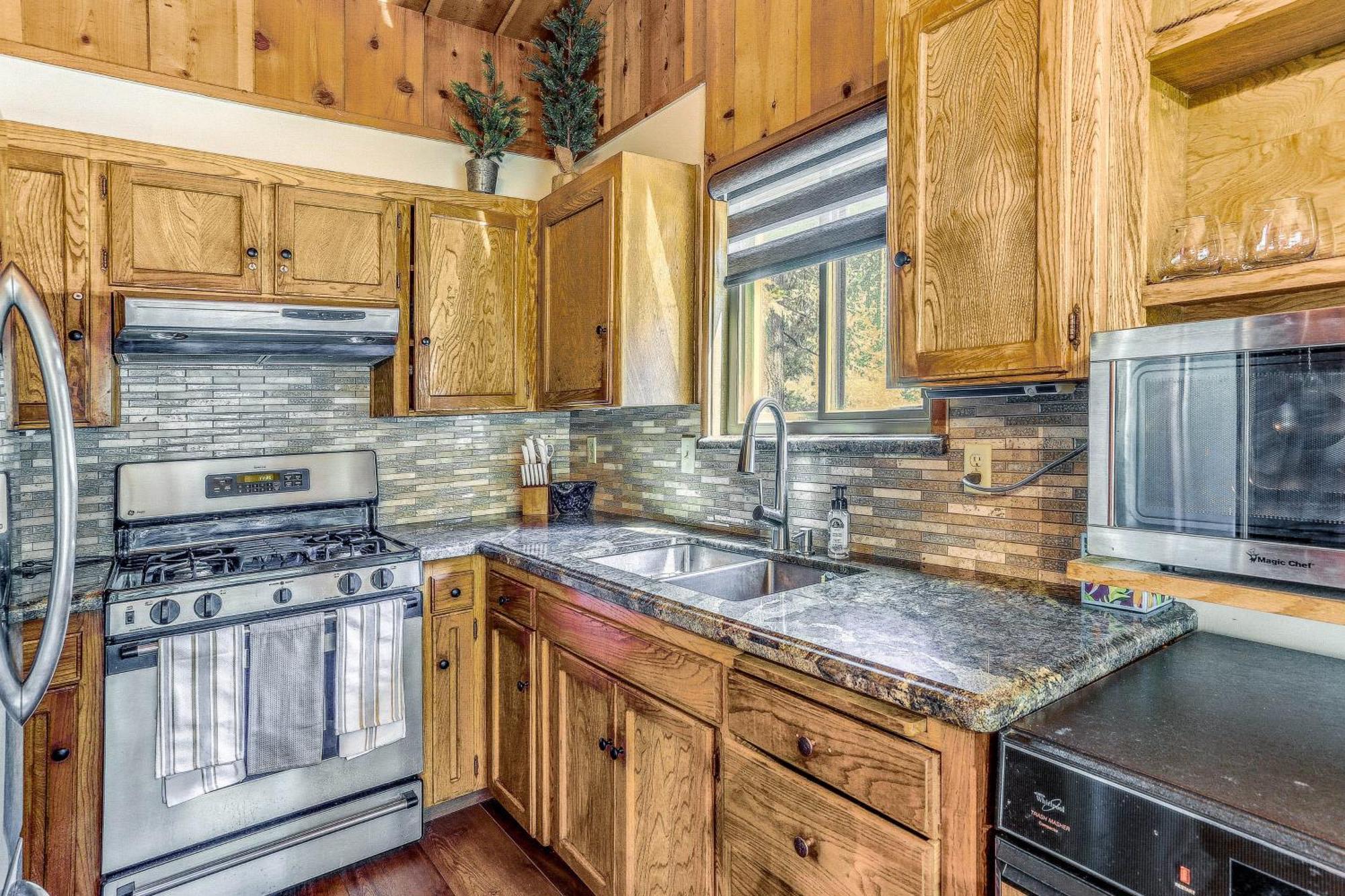 Cozy Bears Hideaway Cabin About 3 Mi To Shaver Lake! Exteriör bild