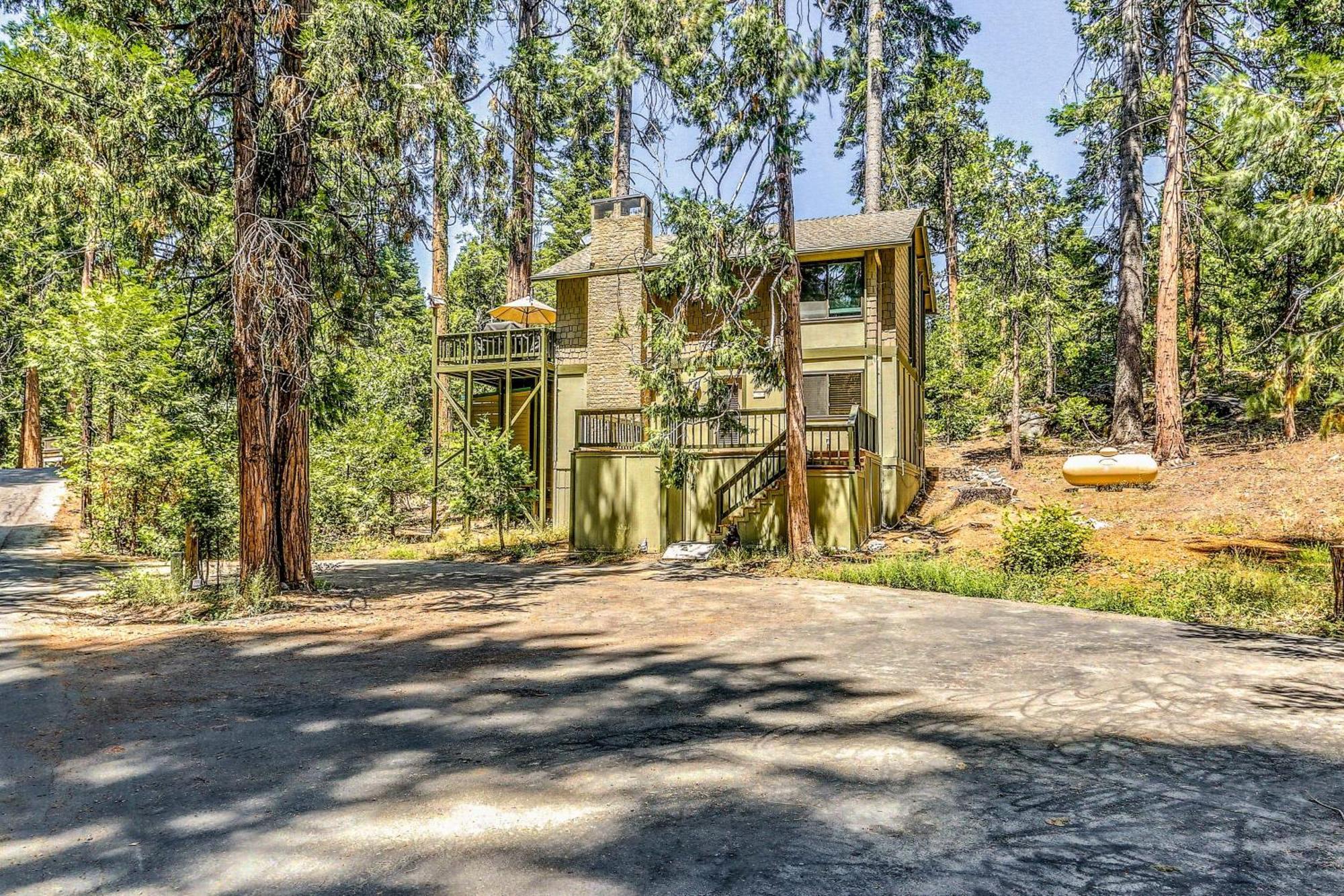 Cozy Bears Hideaway Cabin About 3 Mi To Shaver Lake! Exteriör bild